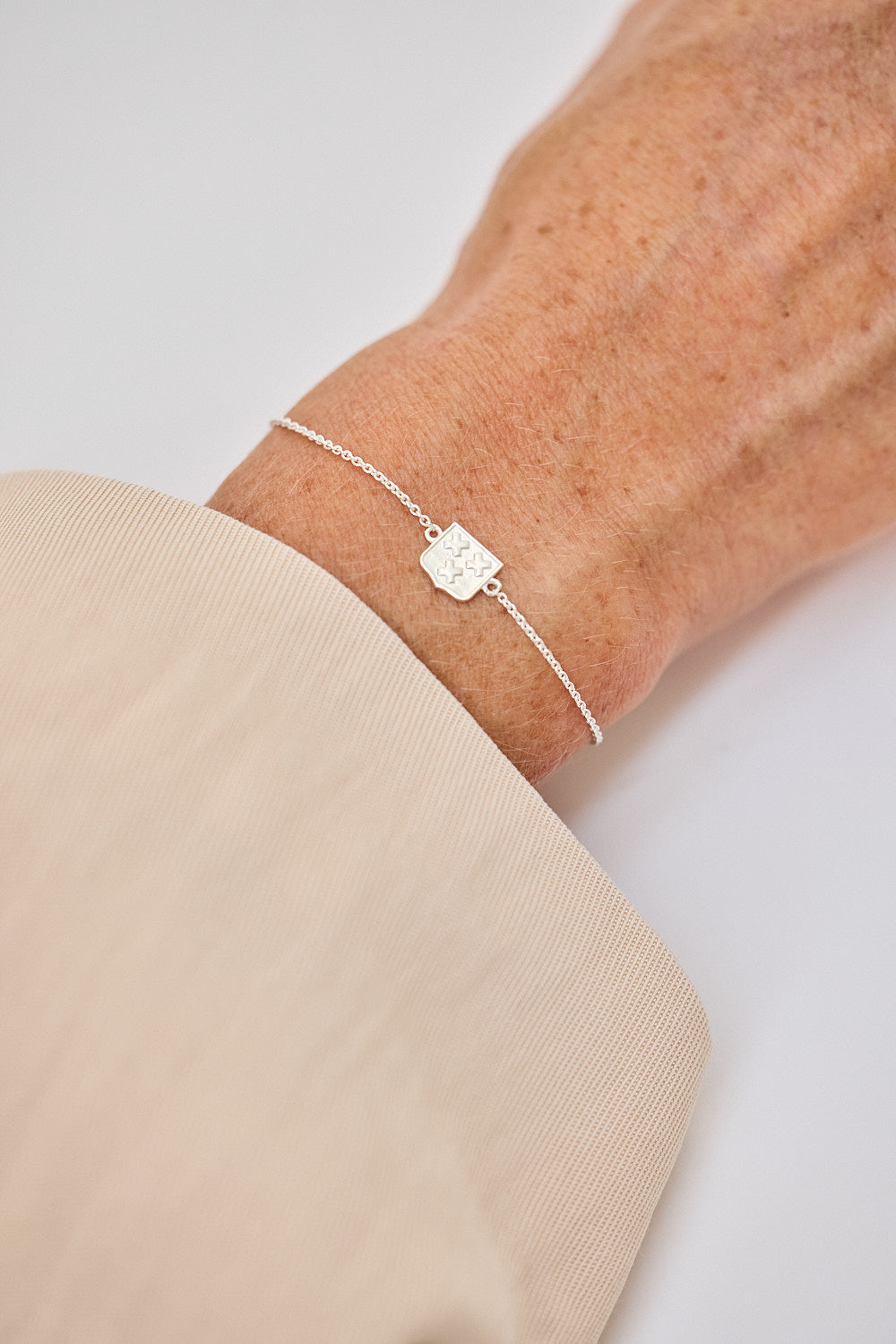 breda souvenir armbandje sieraad zilver