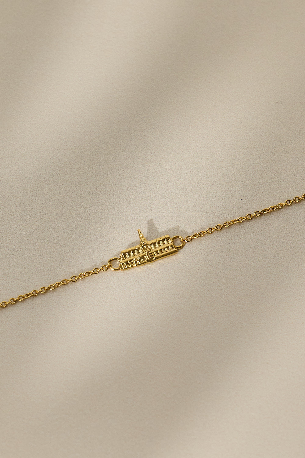 Haarlem-souvenir-armbandje-verguld