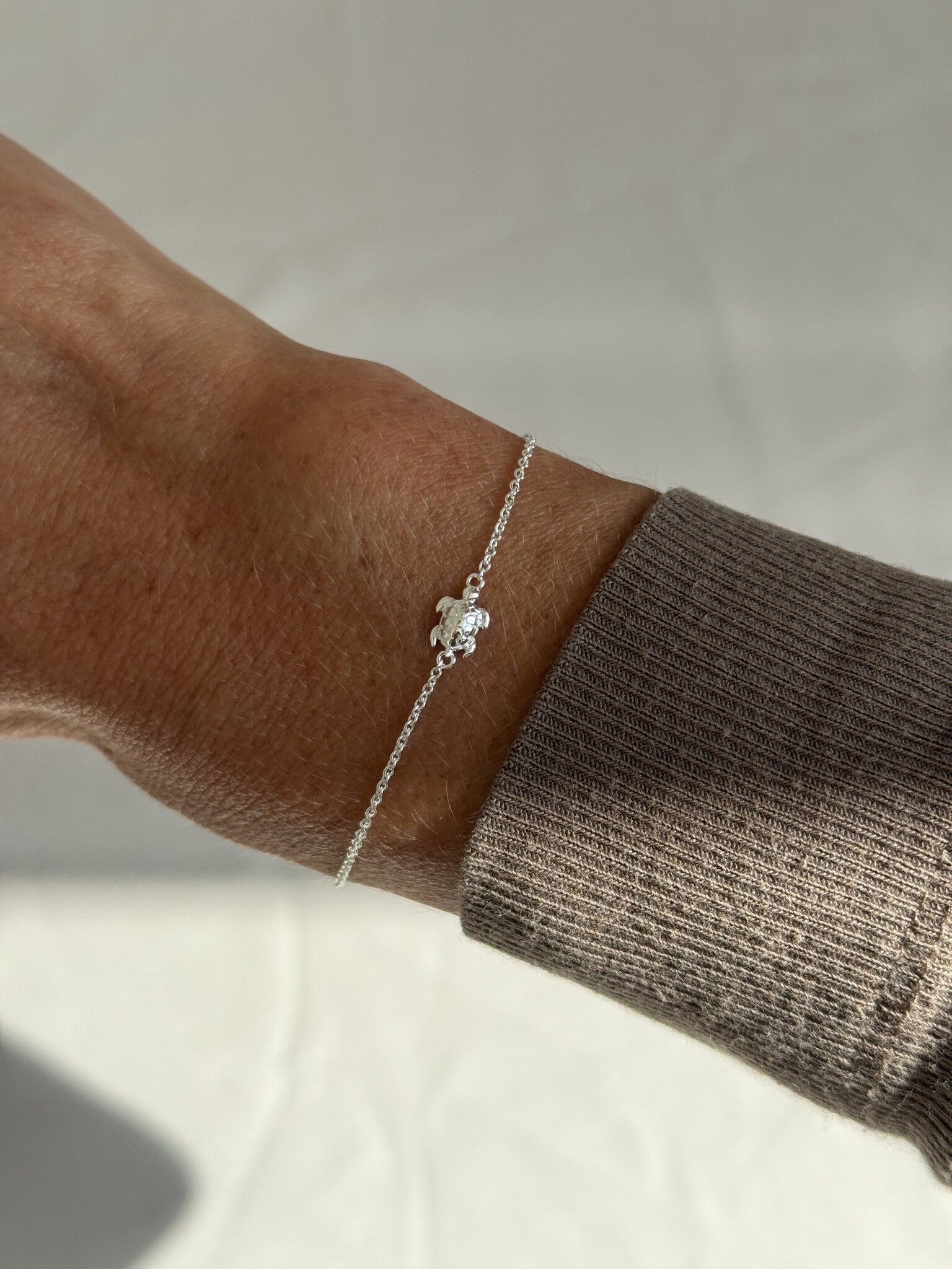 Go slow armband zilver