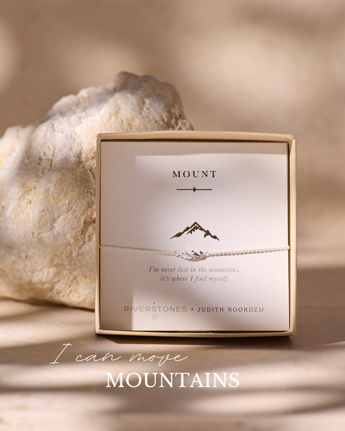 Mount armband zilver