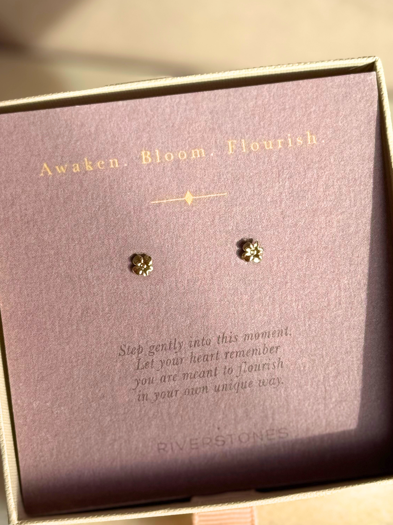 Bloom studs gold plated