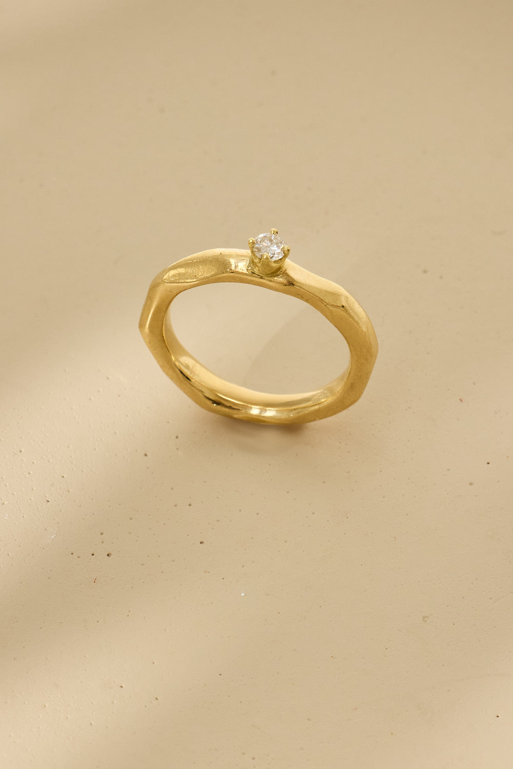 Echter Diamantring 14k recyceltes Gold